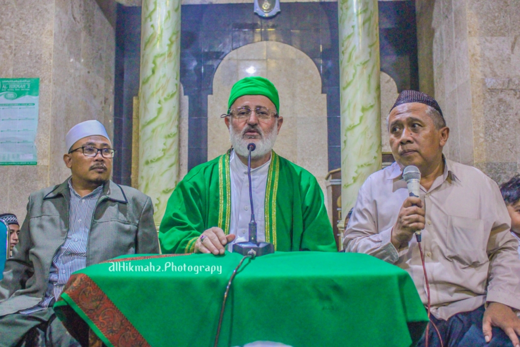 Photo of Karena Rindu Abah Masrur, Syekh Muhammad Fadhil Al Jailani Berkunjung ke Al Hikmah 2