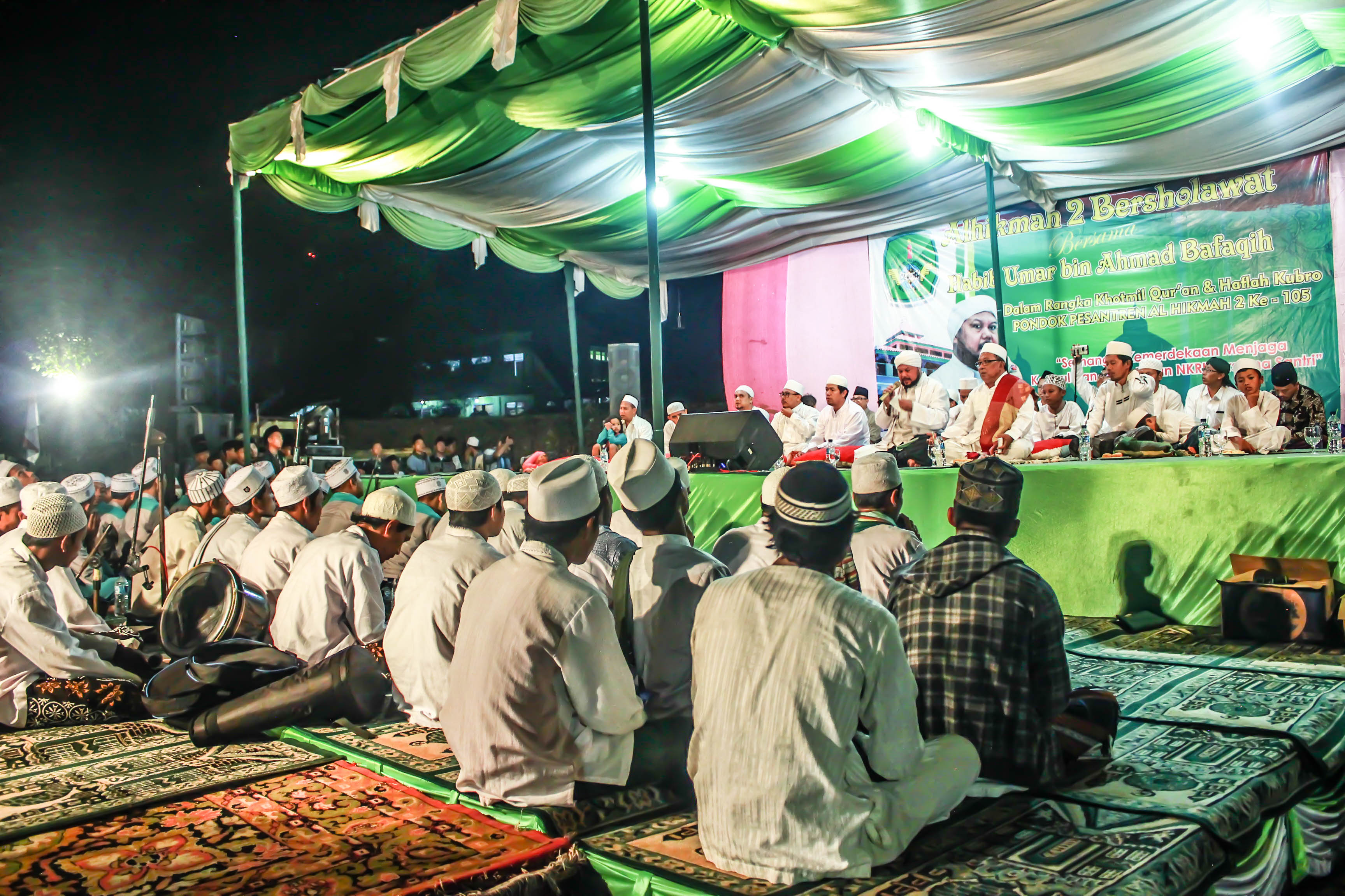 Photo of Al Hikmah 2 Bersolawat Bersama Habib Umar dan Group Shalawat ‘Asyiqol Mustofa